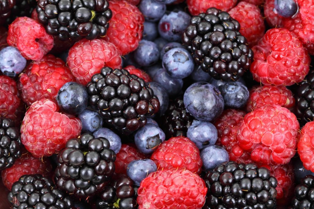 les fruits rouges tachent les dents